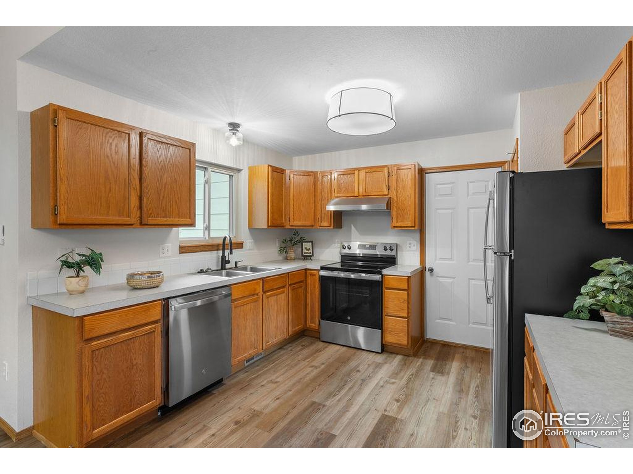 1225 Alameda Street Fort Collins, CO 80521 - Photo 10 of 25