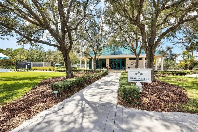 $1,125,000 | 8125 Collingwood Court, University Park, FL 34201