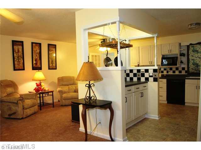 4720 Rolling Road Trinity, NC 27370 - Photo 4 of 15 Kitchen.