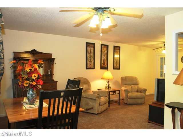 4720 Rolling Road Trinity, NC 27370 - Photo 7 of 15 Den/Family/Great Room.
