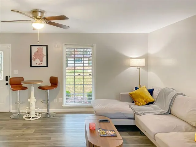 $1,700 | 5282 Maple Valley Road Southwest, Mableton, GA 30126