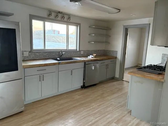 $164,016 | 27068 County Road 3K, Genoa, CO 80818