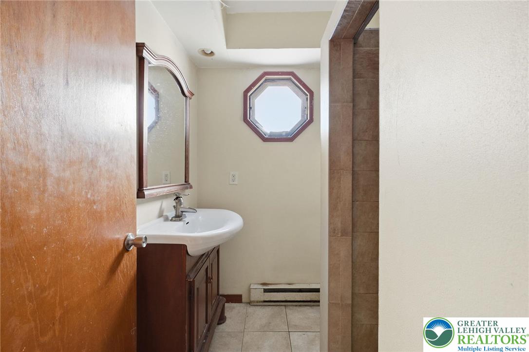 3907 Main Street Slatedale, PA 18079 - Photo 30 of 47