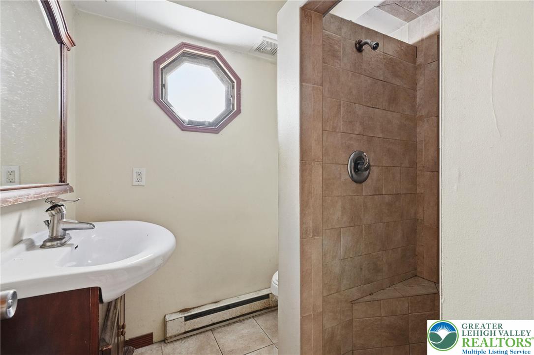 3907 Main Street Slatedale, PA 18079 - Photo 31 of 47