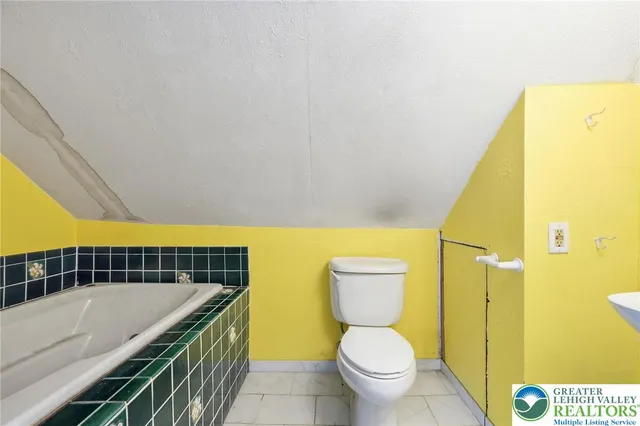 $209,900 | 3907 Main Street, Slatedale, PA 18079