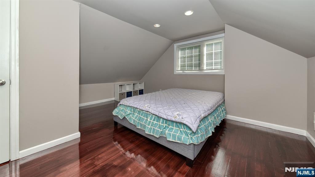 28 Ferndale Road Wayne, NJ 07470 - Photo 27 of 35