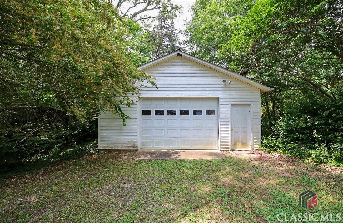 1620 Cherokee Road Winterville, GA 30683 - Photo 17 of 36