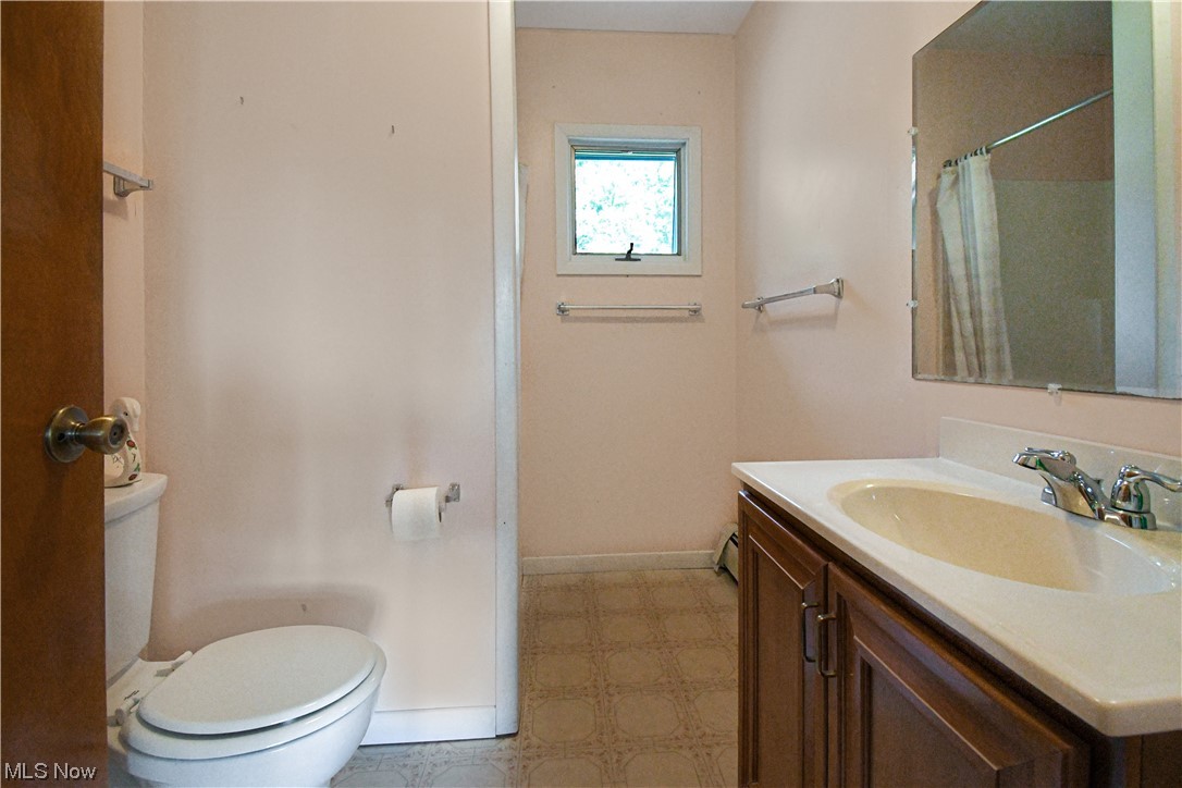 4577 Lockwood Road Perry, OH 44081 - Photo 13 of 19 Bathroom