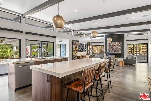 $2,495,000 | 2070 East Park Drive, Palm Springs, CA 92262