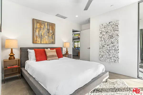 $2,495,000 | 2070 East Park Drive, Palm Springs, CA 92262