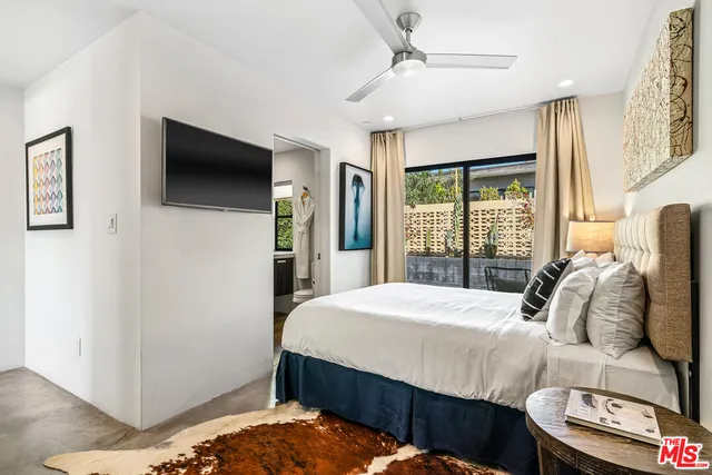 $2,495,000 | 2070 East Park Drive, Palm Springs, CA 92262