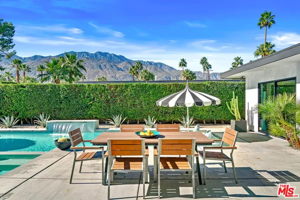 $2,495,000 | 2070 East Park Drive, Palm Springs, CA 92262