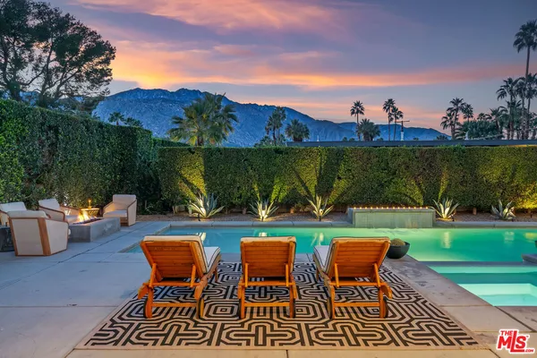 $2,495,000 | 2070 East Park Drive, Palm Springs, CA 92262