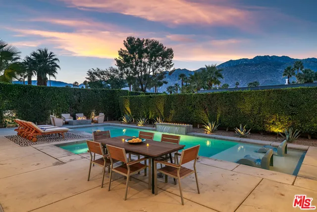 $2,495,000 | 2070 East Park Drive, Palm Springs, CA 92262