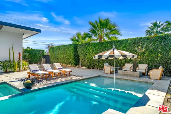 $2,495,000 | 2070 East Park Drive, Palm Springs, CA 92262