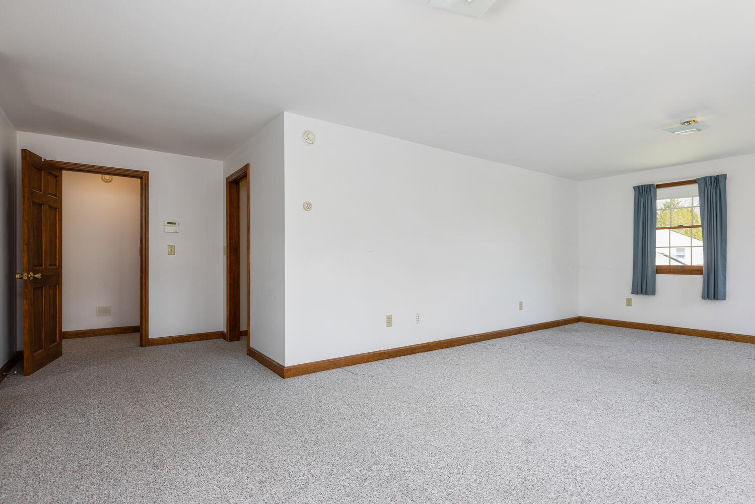 3 Candlewick Lane Cumberland, ME 04021 - Photo 18 of 39 3 Candlewick Ln Cumberland ME-large-019-
