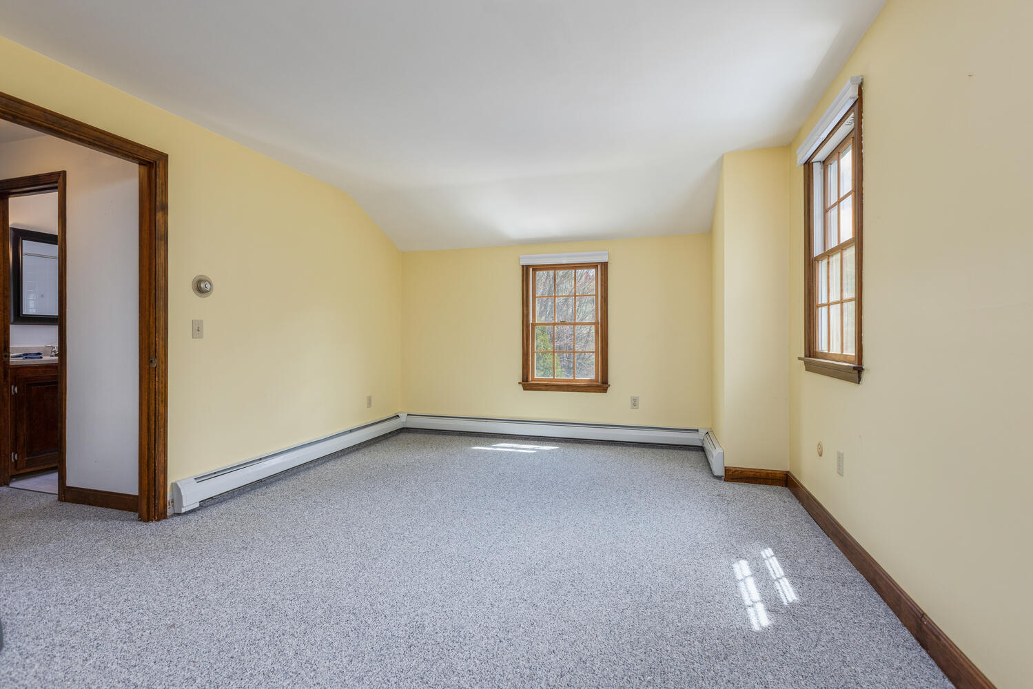 3 Candlewick Lane Cumberland, ME 04021 - Photo 23 of 39 3 Candlewick Ln Cumberland ME-large-025-