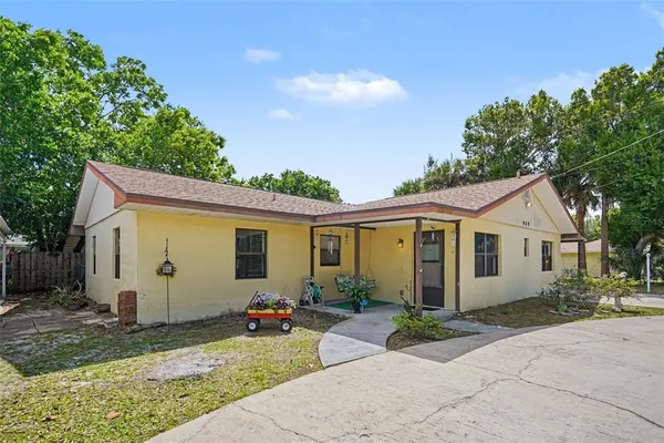 $300,000 | 909 Kanawha Street, Melbourne, FL 32901