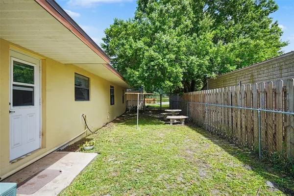 $300,000 | 909 Kanawha Street, Melbourne, FL 32901