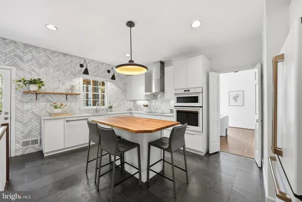 $1,399,900 | 7504 Blaise Trail, McLean, VA 22102