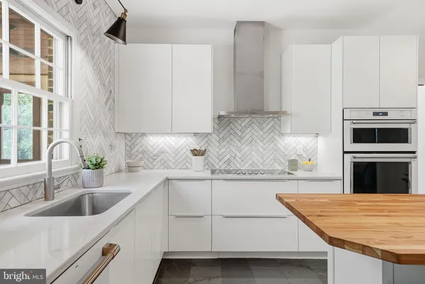 $1,399,900 | 7504 Blaise Trail, McLean, VA 22102