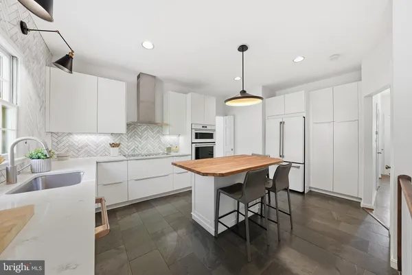 $1,399,900 | 7504 Blaise Trail, McLean, VA 22102