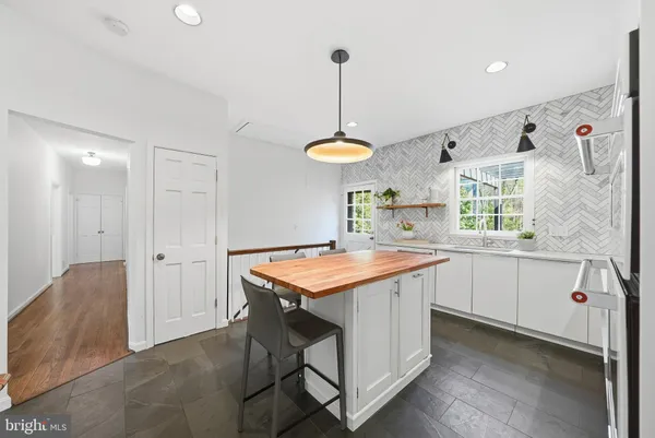$1,399,900 | 7504 Blaise Trail, McLean, VA 22102