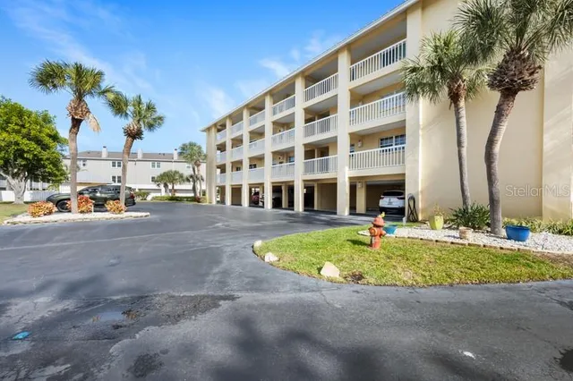 $2,500 | 1125 Pinellas Bayway South, Unit 106, Tierra Verde, FL 33715