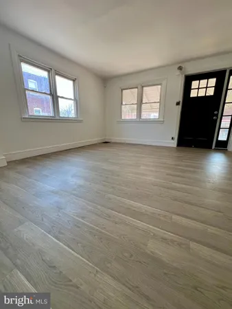 $1,400 | 812 MacDonald Street, Chester, PA 19013