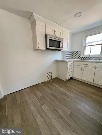 $1,400 | 812 MacDonald Street, Chester, PA 19013