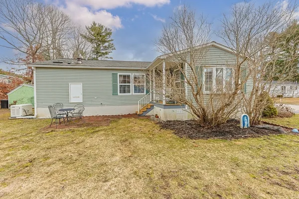 a house view with a outdoor space