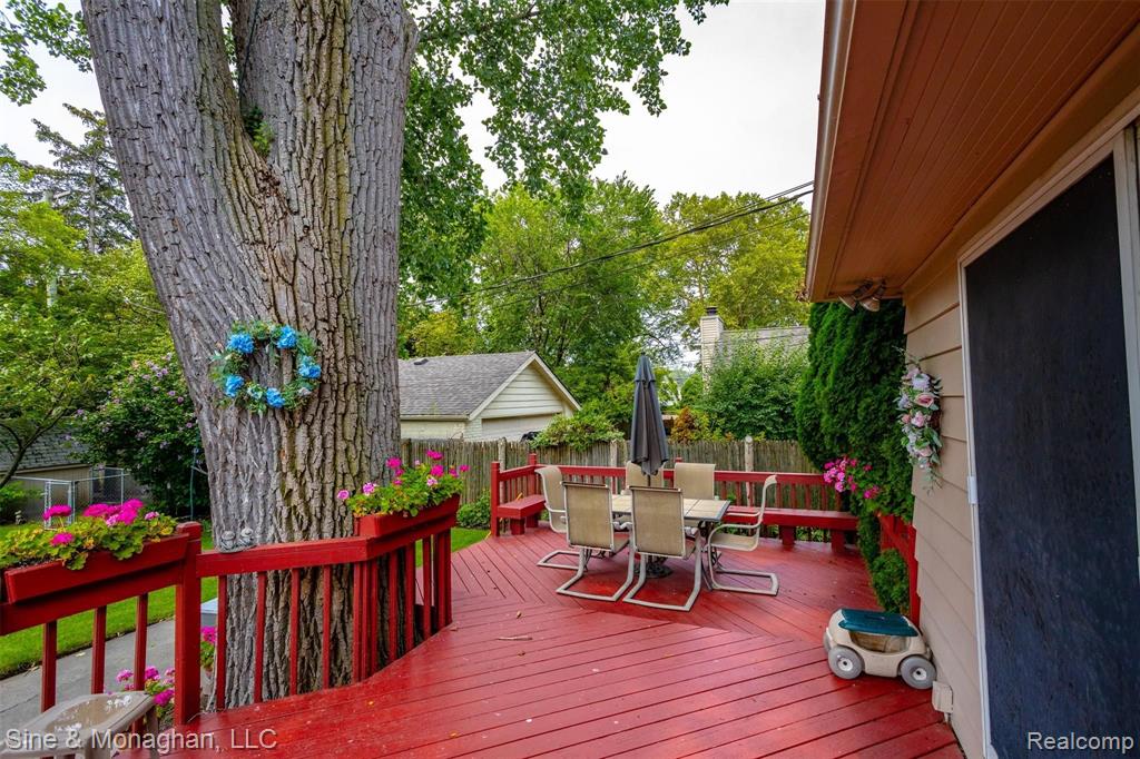 973 Lincoln Road Grosse Pointe, MI 48230 - Photo 30 of 40 Gallery Image 30