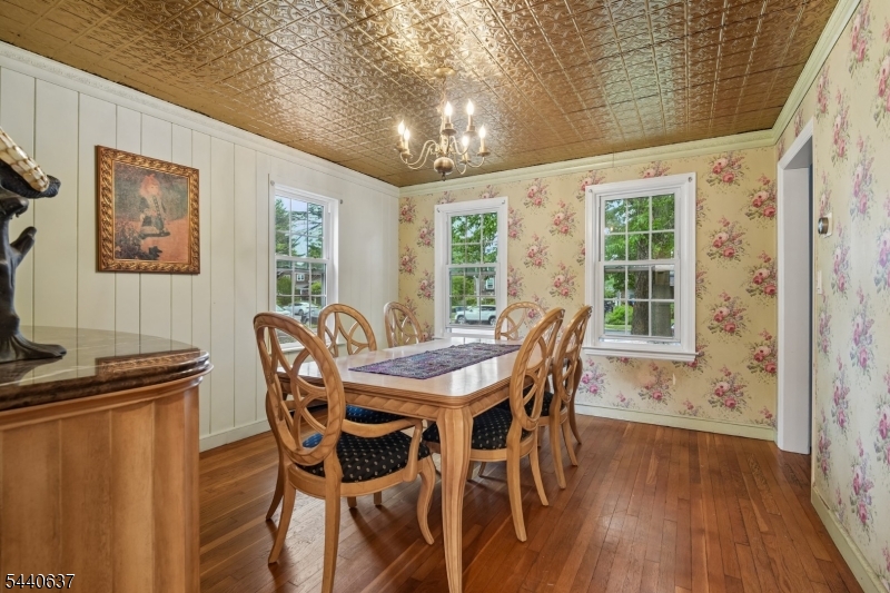 688 Greenbrook Road North Plainfield, NJ 07063 - Photo 9 of 37