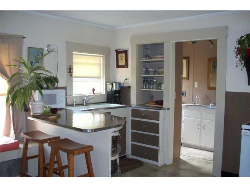 26 Oak Street Springvale, ME 04083 - Photo 25 of 32 Kitchen.
