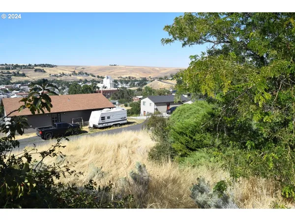 $19,500 | 27 Southeast Kirk Place, Pendleton, OR 97801