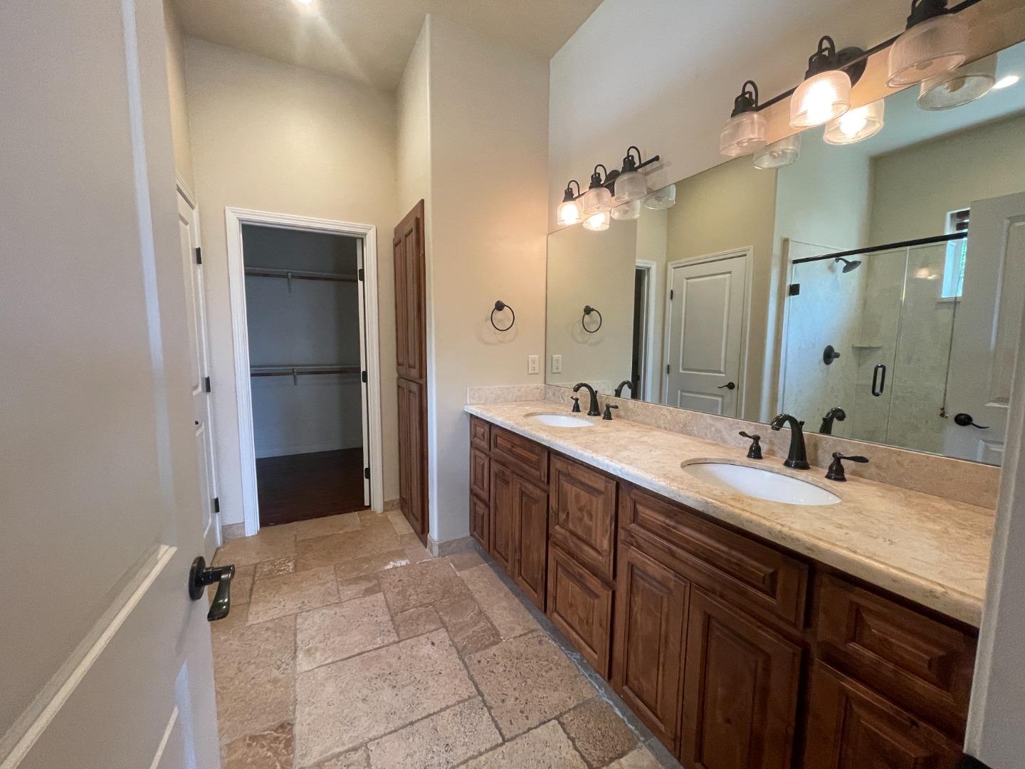 1360 Santa Ana Road Hollister, CA 95023 - Photo 7 of 14