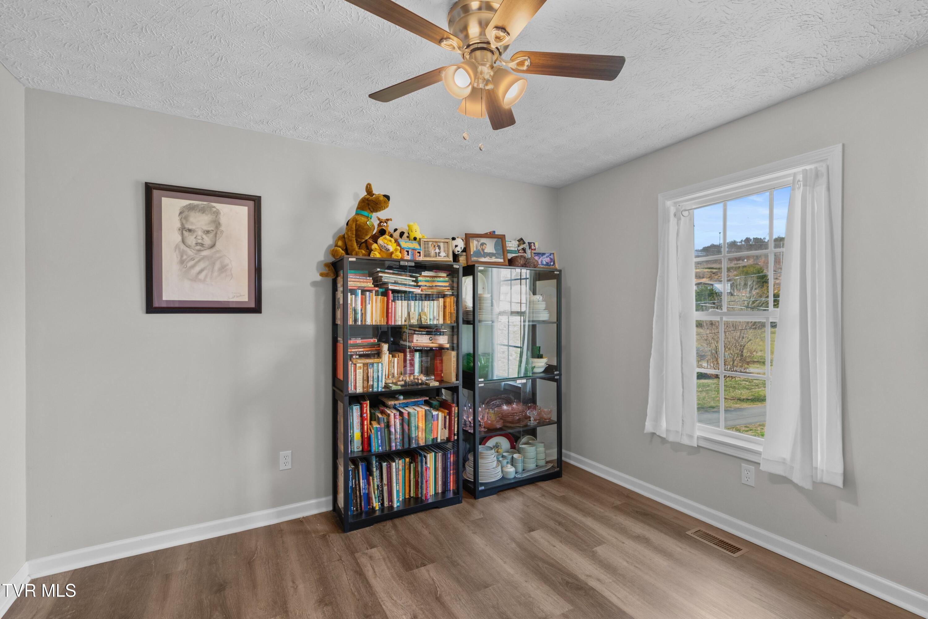 196 Roberts Ridge Rutledge, TN 37861 - Photo 25 of 39 018-196RobertsRidge-Rutledge-TN-37861-SM