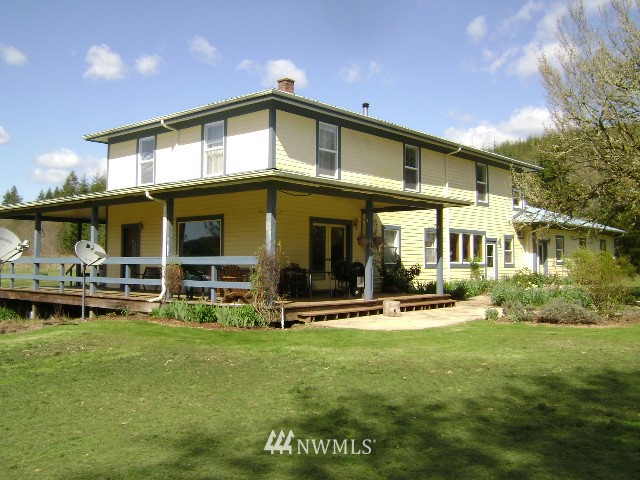 3052 Brooklyn Road Cosmopolis, WA 98537 - Photo 3 of 25 Gallery Image 3