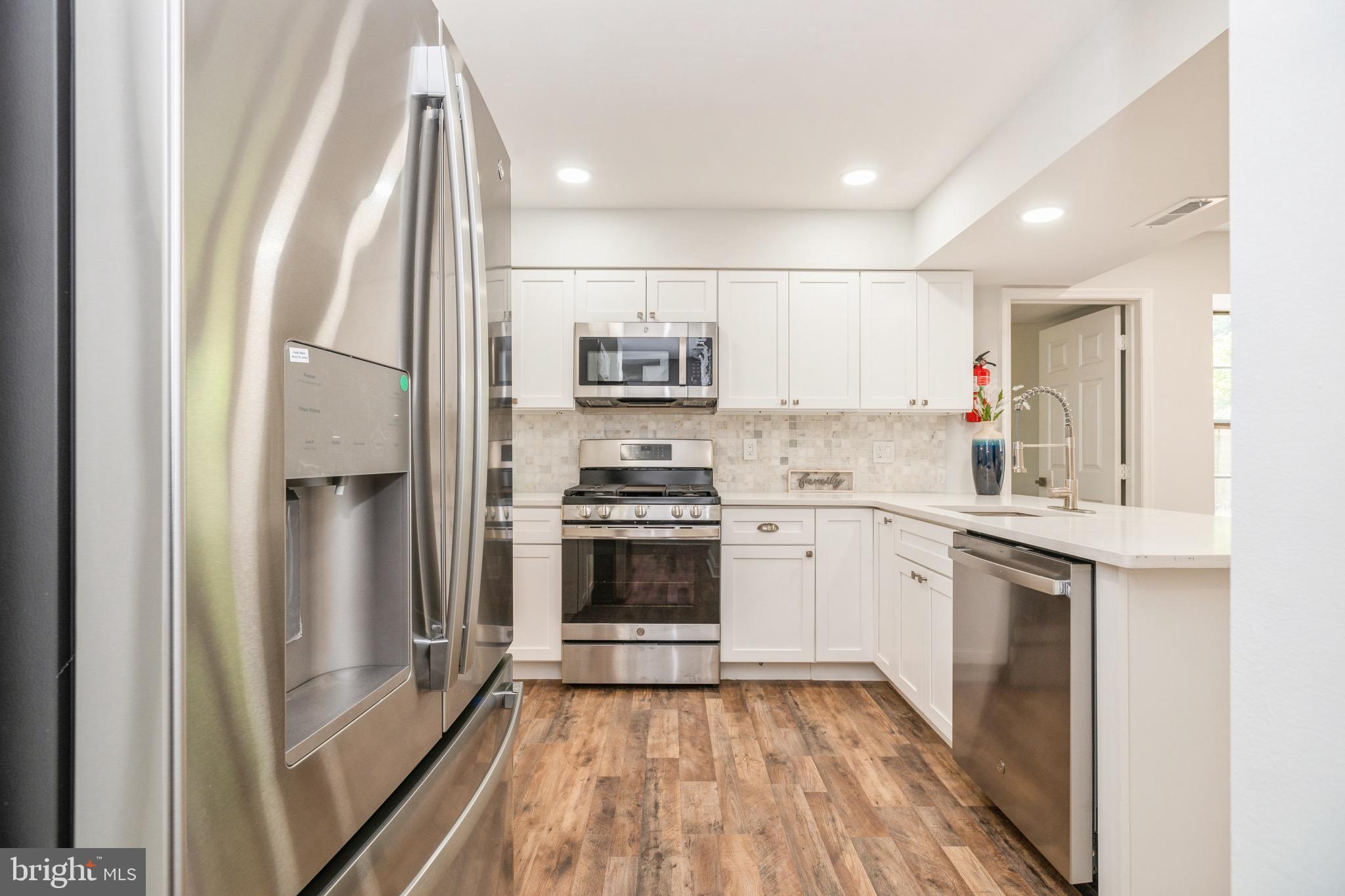 24 Rushwick Road Mount Laurel, NJ 08054 - Photo 11 of 25 Gorgeous Backsplash