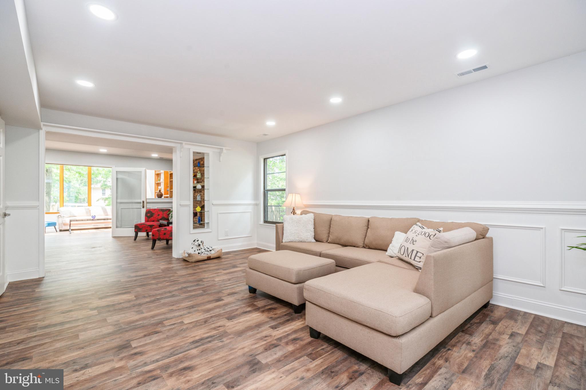 24 Rushwick Road Mount Laurel, NJ 08054 - Photo 3 of 25 Open Concept!