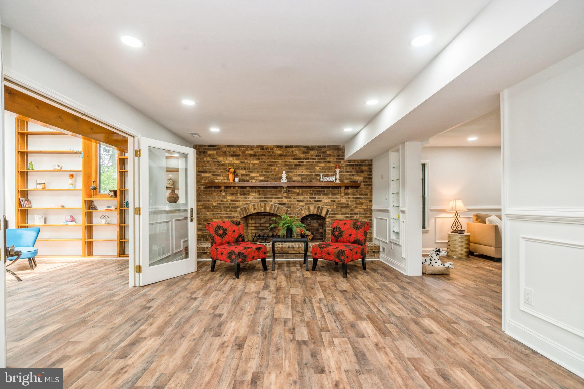 24 Rushwick Road Mount Laurel, NJ 08054 - Photo 5 of 25 Brick fireplace