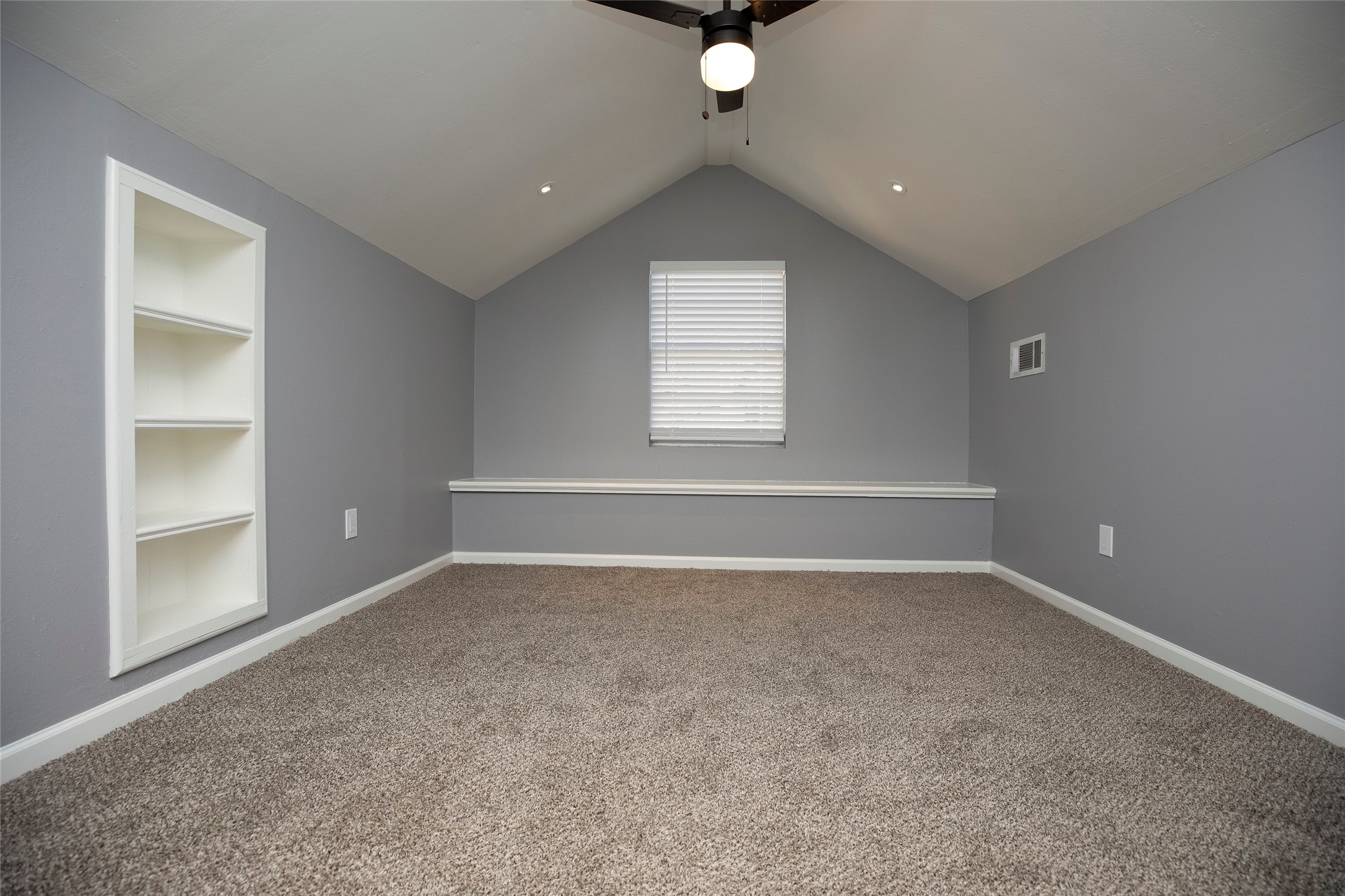 1202 Birdsall Street Houston, TX 77007 - Photo 21 of 30 a view of an empty room with a window