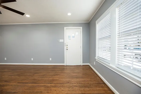 $2,900 | 1202 Birdsall Street, Houston, TX 77007