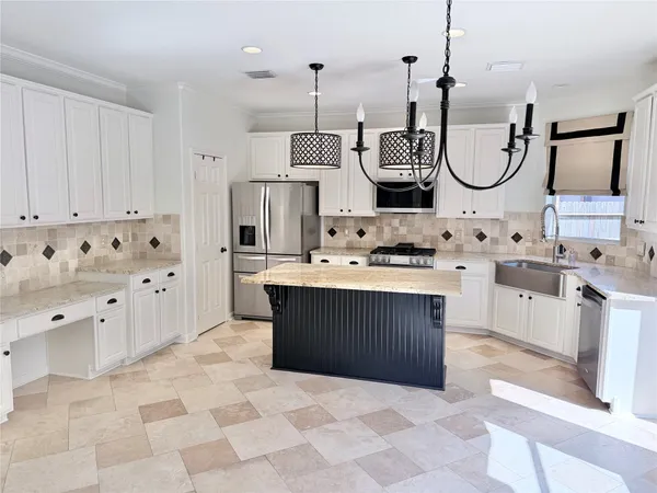 $3,995 | 4907 Falls Canyon Court, Katy, TX 77494