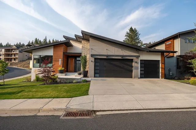 $1,165,000 | 803 West Willapa Avenue, Spokane, WA 99224