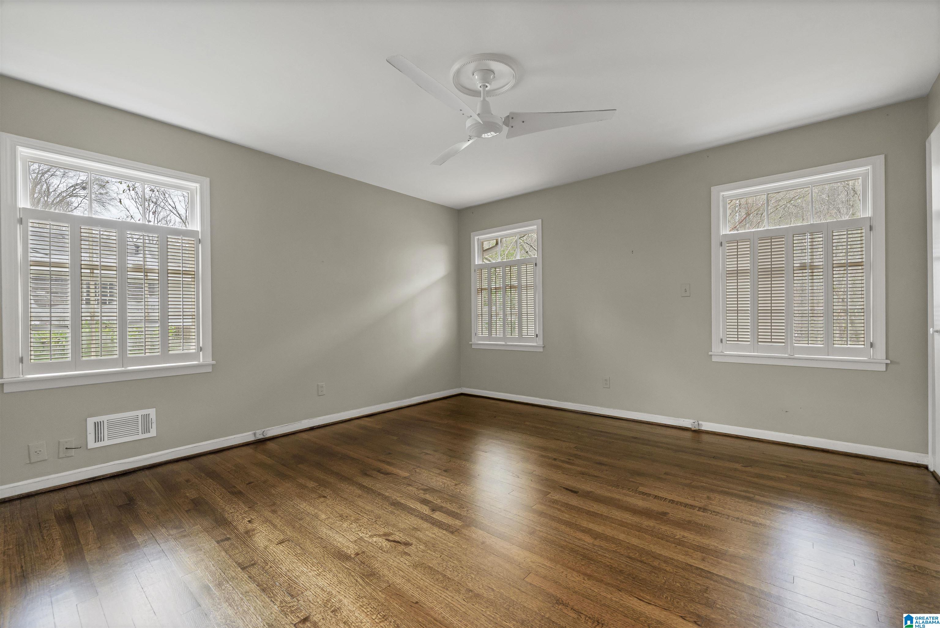 4385 MountainDale Road Birmingham, AL 35213 - Photo 12 of 32