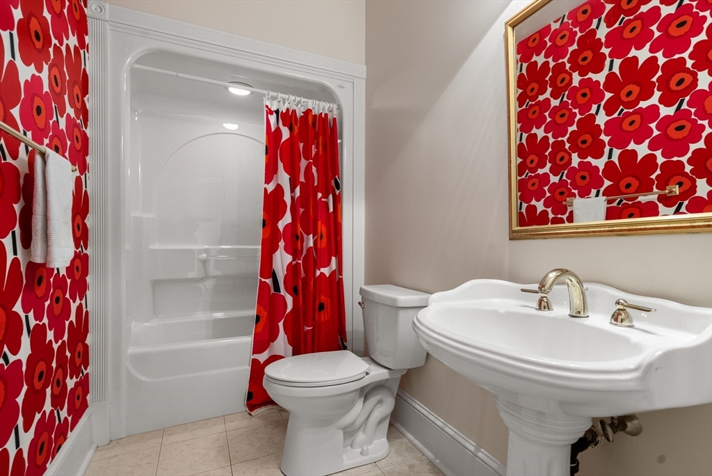 1 Spring Valley Road Worcester, MA 01609 - Photo 14 of 35 Gallery Image 14