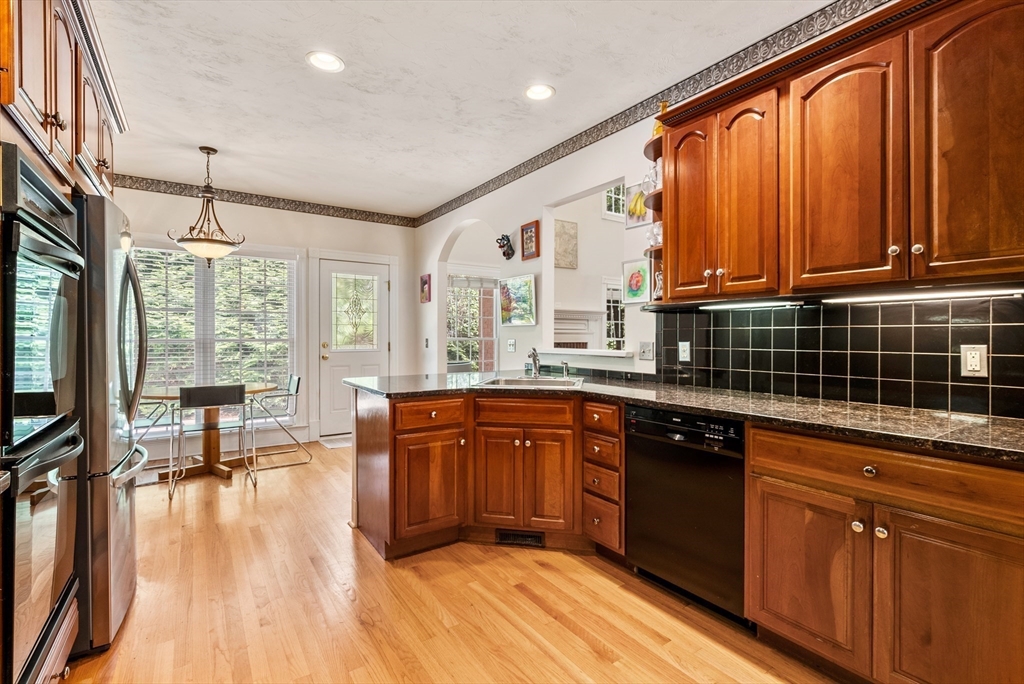 1 Spring Valley Road Worcester, MA 01609 - Photo 3 of 35 Gallery Image 3
