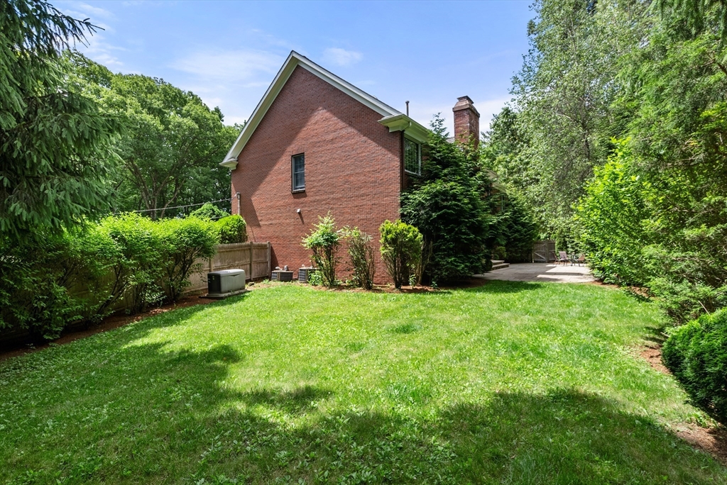 1 Spring Valley Road Worcester, MA 01609 - Photo 34 of 35 Gallery Image 34