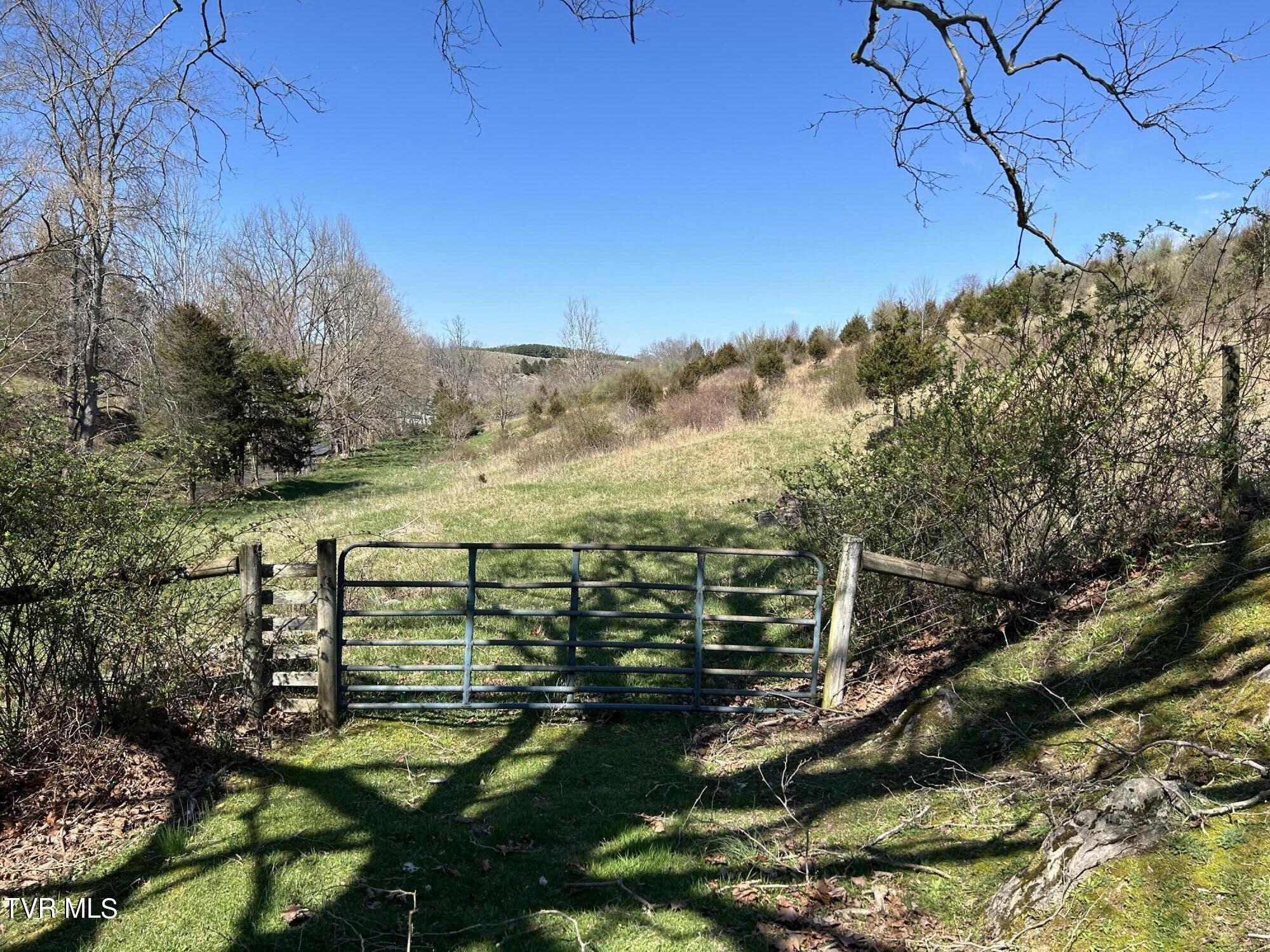 891 Belfast Mills Road Cedar Bluff, VA 24609 - Photo 5 of 6 IMG-8550